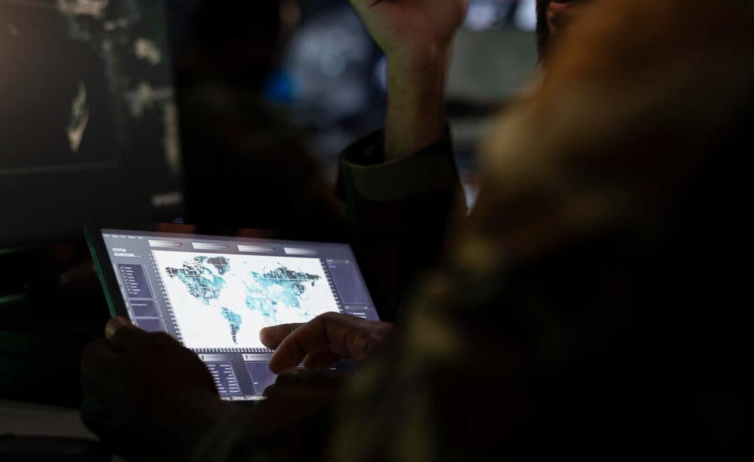 ¿Por qué 1 único fallo digital puede colapsar la seguridad en la cadena de suministro global?